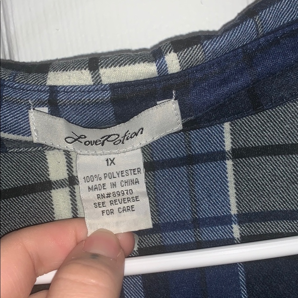 Flannel shirt - Picture 3 of 3